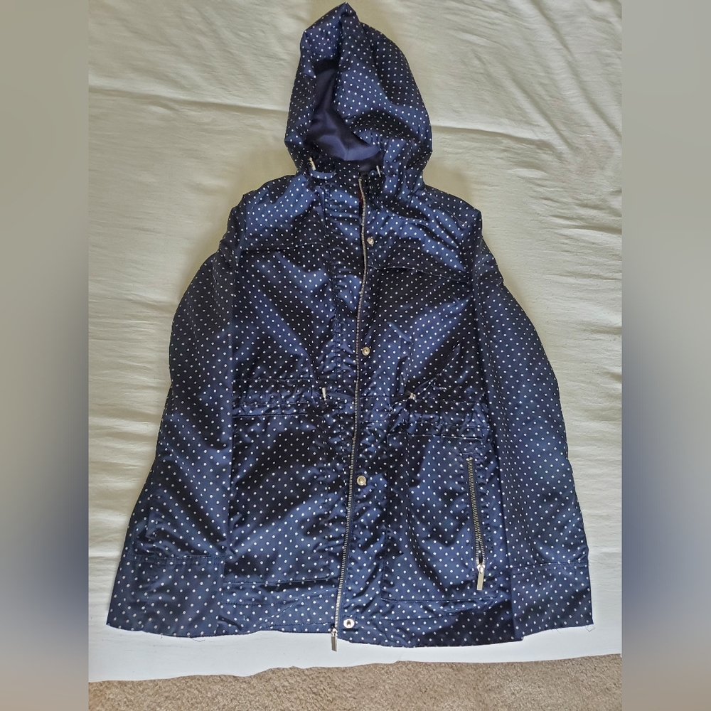 Rain coat